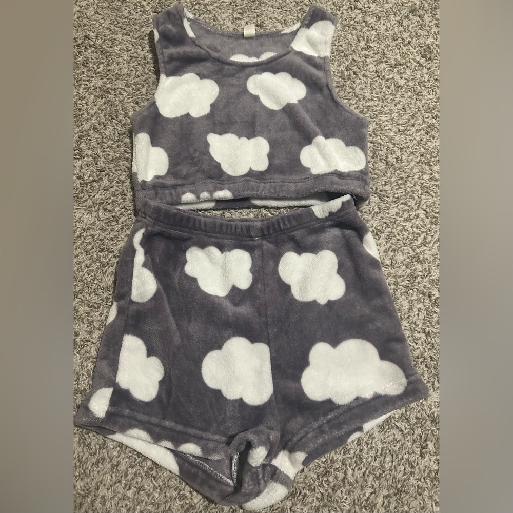 SHEIN Women’s Could Print Two Piece Pajama Set With Crop Tank Top & Shorts